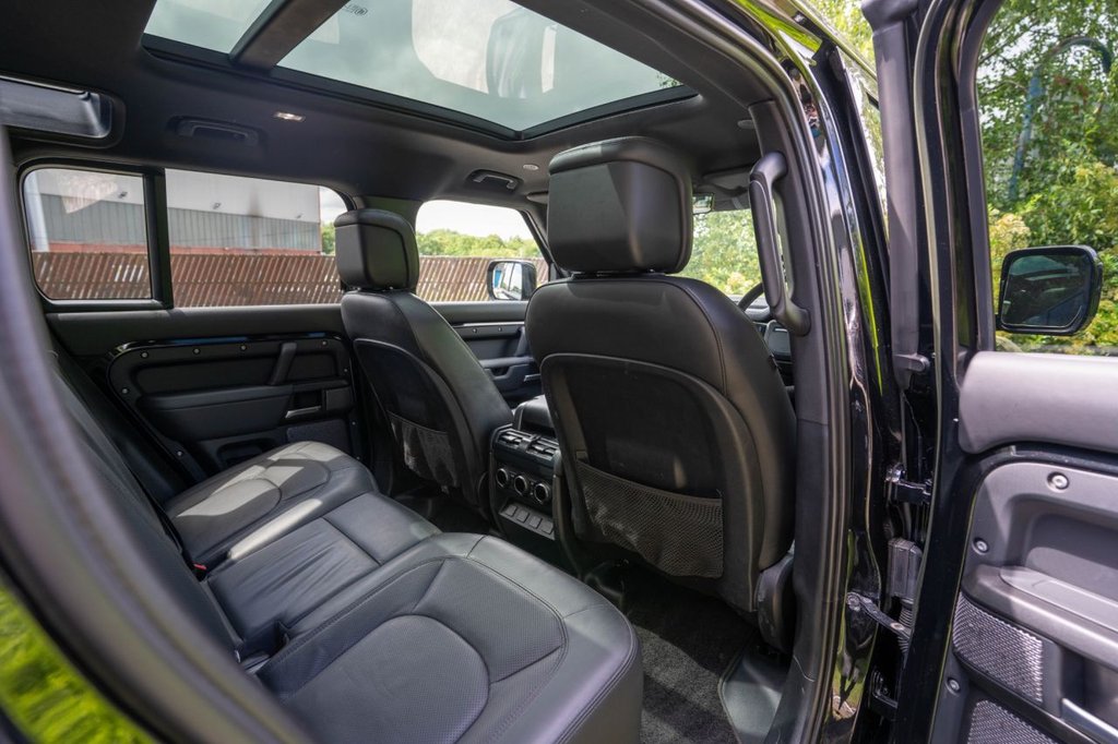 USED 2022 72 LAND ROVER DEFENDER 5.0 P525 V8 SUV 5dr Petrol Auto 4WD Euro 6 (s/s) (525 ps) PAN ROOF, TOWBAR, VAT QUAL