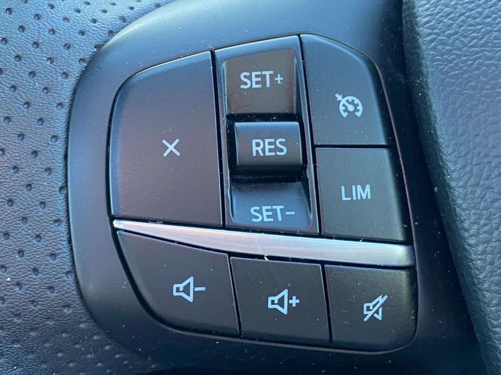 USED 2023 72 FORD KUGA 2.5h Duratec ST-Line X Edition SUV 5dr Petrol Hybrid CVT Euro 6 (s/s) (190 ps) SUV