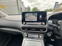 USED 2021 71 HYUNDAI KONA 64kWh Premium SUV 5dr Electric Auto (10.5kW Charger) (204 ps) HEATED SEATS | APPLE CARPLAY