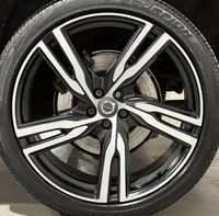 USED 2018 18 VOLVO XC90 2.0h T8 Twin Engine 10.4kWh R-Design Pro SUV 5dr Petrol Plug-in Hybrid Auto 4WD Euro 6 (s/s) (390 ps) 