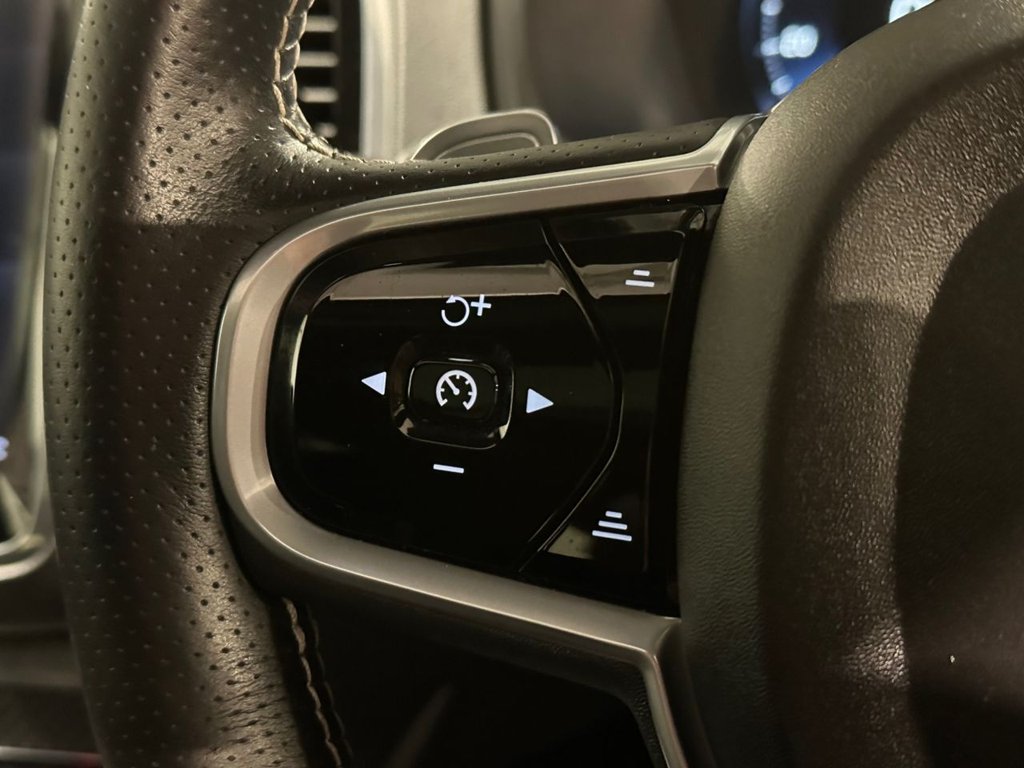 USED 2018 18 VOLVO XC90 2.0h T8 Twin Engine 10.4kWh R-Design Pro SUV 5dr Petrol Plug-in Hybrid Auto 4WD Euro 6 (s/s) (390 ps) 