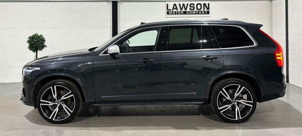 USED 2018 18 VOLVO XC90 2.0h T8 Twin Engine 10.4kWh R-Design Pro SUV 5dr Petrol Plug-in Hybrid Auto 4WD Euro 6 (s/s) (390 ps) 