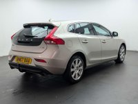 USED 2017 67 VOLVO V40 2.0 V40 Inscription T3 5dr CLICK+COLLECT / HOME DELIVERY