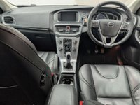 USED 2017 67 VOLVO V40 2.0 V40 Inscription T3 5dr CLICK+COLLECT / HOME DELIVERY