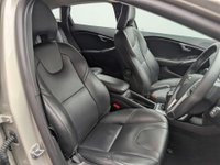 USED 2017 67 VOLVO V40 2.0 V40 Inscription T3 5dr CLICK+COLLECT / HOME DELIVERY