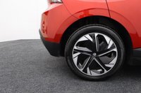 USED 2023 23 MG Mg4 51kWh SE 5dr Auto (APPLE CAR PLAY, BLUETOOTH) 