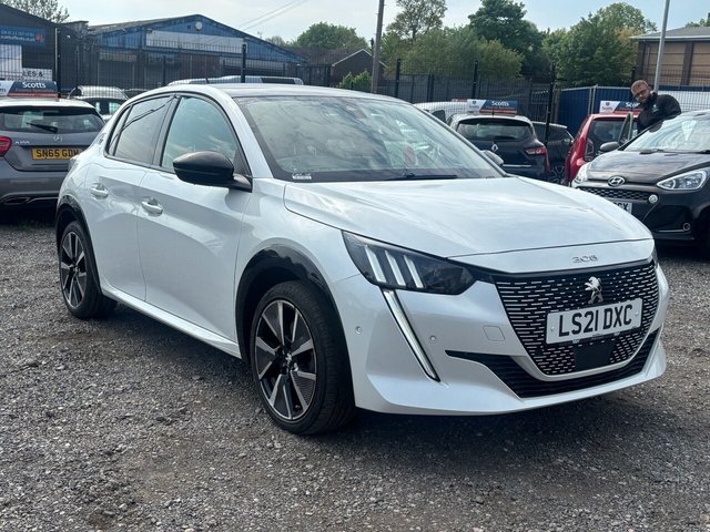 2021 PEUGEOT 208 50KWH GT HATCHBACK 5 DOOR ELECTRIC AUTOMATIC WHITE 1 OWNER FROM NEW... photo