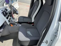 USED 2013 63 RENAULT ZOE 22kWh Expression Hatchback 5dr Electric Auto (Battery Lease) (88 bhp) 2 CHARGING CABLES