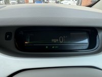 USED 2013 63 RENAULT ZOE 22kWh Expression Hatchback 5dr Electric Auto (Battery Lease) (88 bhp) 2 CHARGING CABLES