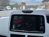 USED 2013 63 RENAULT ZOE 22kWh Expression Hatchback 5dr Electric Auto (Battery Lease) (88 bhp) 2 CHARGING CABLES