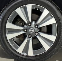 USED 2015 15 NISSAN LEAF 24kWh Tekna Hatchback 5dr Electric Auto (107 bhp) 