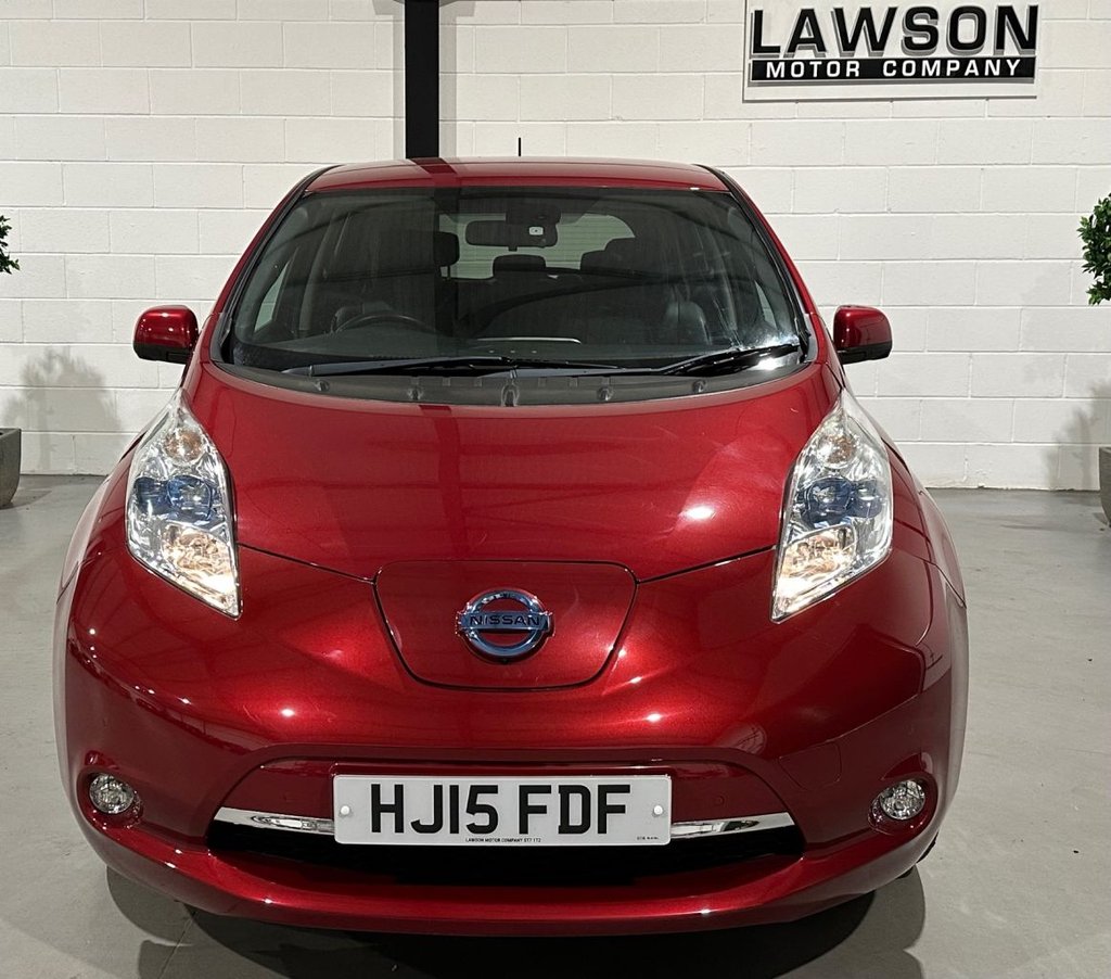 USED 2015 15 NISSAN LEAF 24kWh Tekna Hatchback 5dr Electric Auto (107 bhp) 