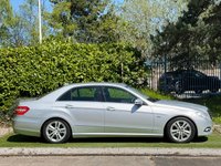 USED 2009 59 MERCEDES-BENZ E-CLASS 3.0 E350 CDI V6 BlueEfficiency Avantgarde Saloon 4dr Diesel G-Tronic Euro 5 (231 ps) A Well Cared for Fine Driving Example with Heated Leather with Electric Memory Adjustment and Satellite Navigation and Mercedes Service History to 79k