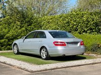 USED 2009 59 MERCEDES-BENZ E-CLASS 3.0 E350 CDI V6 BlueEfficiency Avantgarde Saloon 4dr Diesel G-Tronic Euro 5 (231 ps) A Well Cared for Fine Driving Example with Heated Leather with Electric Memory Adjustment and Satellite Navigation and Mercedes Service History to 79k