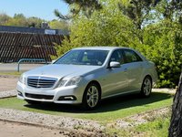 USED 2009 59 MERCEDES-BENZ E-CLASS 3.0 E350 CDI V6 BlueEfficiency Avantgarde Saloon 4dr Diesel G-Tronic Euro 5 (231 ps) A Well Cared for Fine Driving Example with Heated Leather with Electric Memory Adjustment and Satellite Navigation and Mercedes Service History to 79k