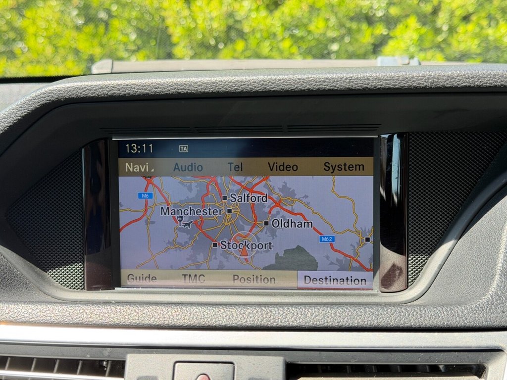 USED 2009 59 MERCEDES-BENZ E-CLASS 3.0 E350 CDI V6 BlueEfficiency Avantgarde Saloon 4dr Diesel G-Tronic Euro 5 (231 ps) A Well Cared for Fine Driving Example with Heated Leather with Electric Memory Adjustment and Satellite Navigation and Mercedes Service History to 79k