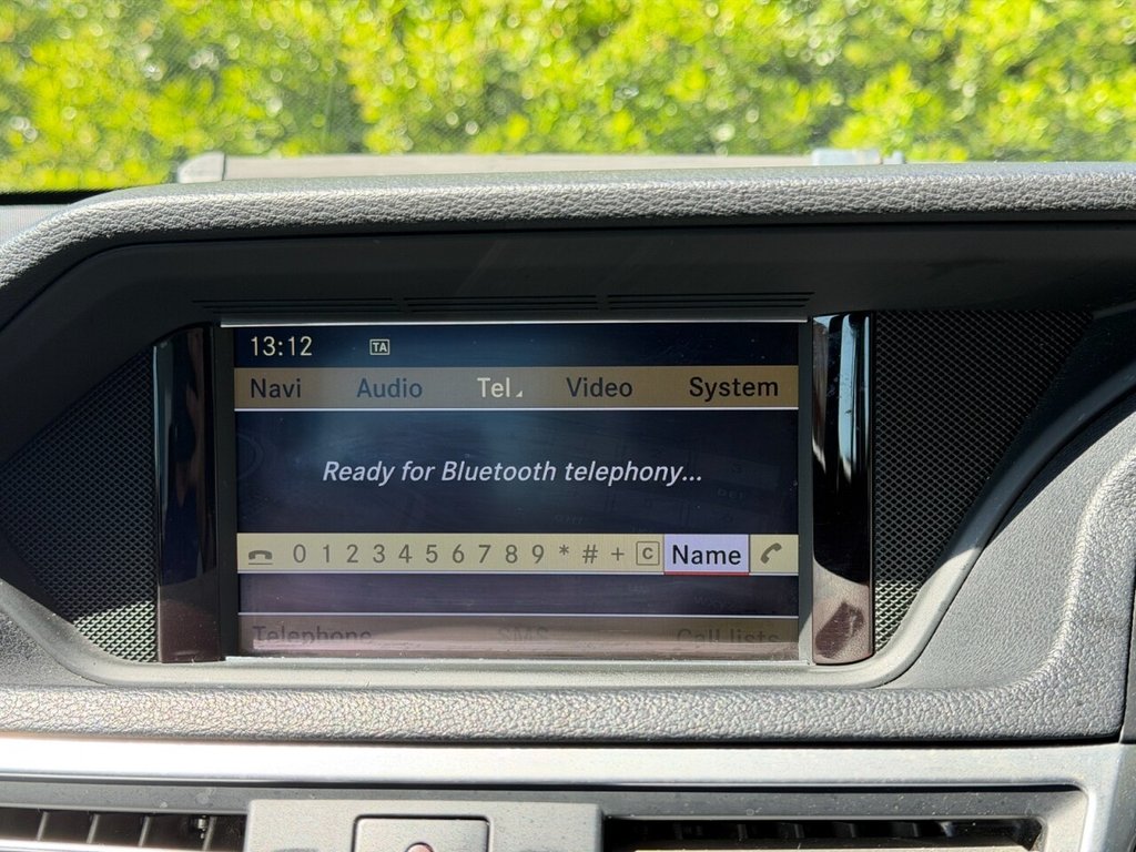 USED 2009 59 MERCEDES-BENZ E-CLASS 3.0 E350 CDI V6 BlueEfficiency Avantgarde Saloon 4dr Diesel G-Tronic Euro 5 (231 ps) A Well Cared for Fine Driving Example with Heated Leather with Electric Memory Adjustment and Satellite Navigation and Mercedes Service History to 79k
