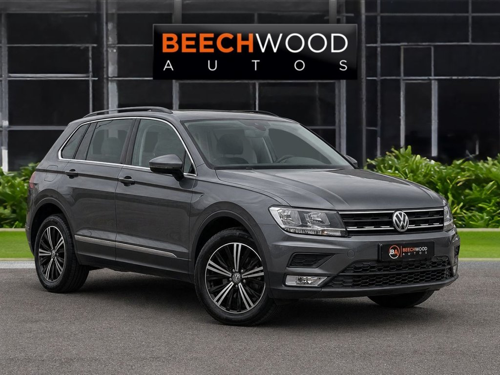 Grey 2016 Volkswagen Tiguan Estate All-wheel drive Manual