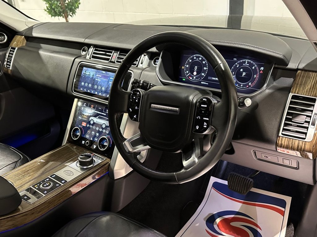 USED 2020 20 LAND ROVER RANGE ROVER 3.0 SD V6 Vogue SE SUV 5dr Diesel Auto 4WD Euro 6 (s/s) (275 ps) 