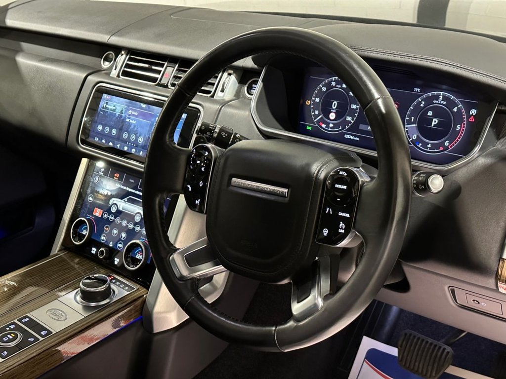 USED 2020 20 LAND ROVER RANGE ROVER 3.0 SD V6 Vogue SE SUV 5dr Diesel Auto 4WD Euro 6 (s/s) (275 ps) 