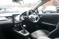 USED 2020 RENAULT CAPTUR 1.5 Blue dCi Iconic SUV 5dr Diesel Manual Euro 6 (s/s) (95 ps) 