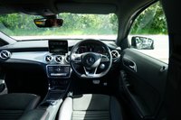 USED 2019 19 MERCEDES-BENZ GLA 1.6 GLA200 AMG Line SUV 5dr Petrol 7G-DCT Euro 6 (s/s) (156 ps) COSMOS BLACK METALLIC PAINTWORK + APPLE CARPLAY + ANDROID AUTO