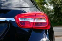 USED 2019 19 MERCEDES-BENZ GLA 1.6 GLA200 AMG Line SUV 5dr Petrol 7G-DCT Euro 6 (s/s) (156 ps) COSMOS BLACK METALLIC PAINTWORK + APPLE CARPLAY + ANDROID AUTO
