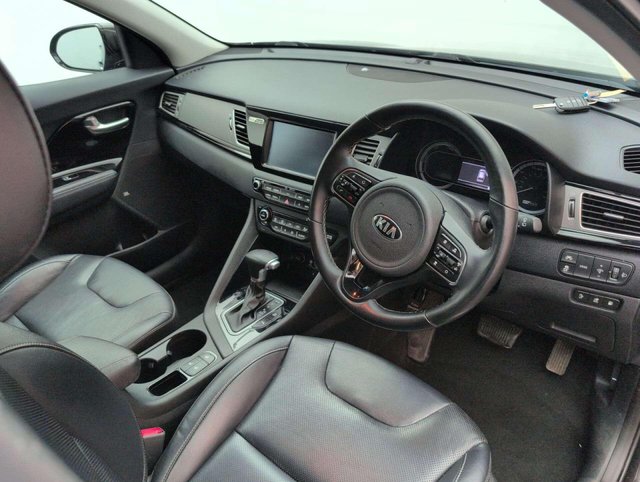 USED 2018 18 KIA NIRO 1.6 Niro 3 PHEV Semi-Auto 5dr CLICK+COLLECT / HOME DELIVERY
