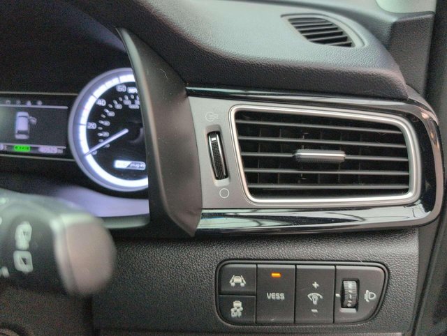 USED 2018 18 KIA NIRO 1.6 Niro 3 PHEV Semi-Auto 5dr CLICK+COLLECT / HOME DELIVERY