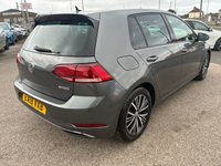 USED 2019 19 VOLKSWAGEN GOLF 1.5 TSI EVO SE Nav Hatchback 5dr Petrol DSG Euro 6 (s/s) (130 ps) SAT NAV* CRUISE CONTROL* FR & RR PARKING SENSORS WITH PARK PILOT* APPLE CARPLAY/ ANDROID AUTO AND MIRROR LINK AVAILABLE WITH COMPATIBLE DEVICES* BLUETOOTH PHONE& AUDIO* AIR CON