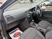 USED 2019 19 VOLKSWAGEN GOLF 1.5 TSI EVO SE Nav Hatchback 5dr Petrol DSG Euro 6 (s/s) (130 ps) SAT NAV* CRUISE CONTROL* FR & RR PARKING SENSORS WITH PARK PILOT* APPLE CARPLAY/ ANDROID AUTO AND MIRROR LINK AVAILABLE WITH COMPATIBLE DEVICES* BLUETOOTH PHONE& AUDIO* AIR CON