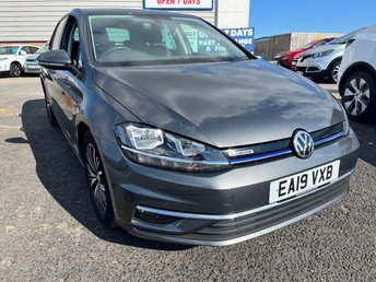 2019 VOLKSWAGEN GOLF