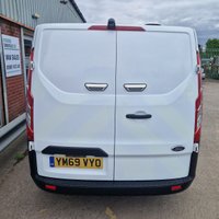 USED 2020 69 FORD TRANSIT CUSTOM 2.0 320 EcoBlue Leader Panel Van 5dr Diesel Manual L1 H1 Euro 6 (s/s) (105 ps) AIR CON, BLUETOOTH, PARKING SENSORS