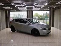 USED 2017 67 VOLVO V40 2.0 D2 Inscription Hatchback 5dr Diesel Manual Euro 6 (s/s) (120 ps) FAMILY CAR / VERY CLEAN