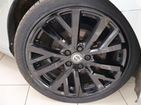 USED 2017 67 VOLVO V40 2.0 D2 Inscription Hatchback 5dr Diesel Manual Euro 6 (s/s) (120 ps) FAMILY CAR / VERY CLEAN