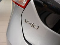 USED 2017 67 VOLVO V40 2.0 D2 Inscription Hatchback 5dr Diesel Manual Euro 6 (s/s) (120 ps) FAMILY CAR / VERY CLEAN