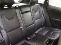 USED 2017 67 VOLVO V40 2.0 D2 Inscription Hatchback 5dr Diesel Manual Euro 6 (s/s) (120 ps) FAMILY CAR / VERY CLEAN