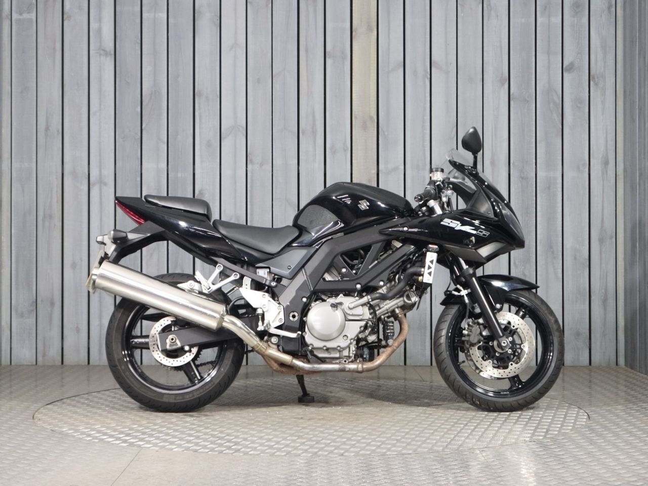 SUZUKI SV650S