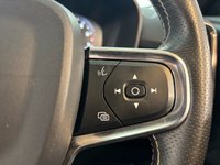 USED 2019 69 VOLVO XC40 1.5 T3 R-Design SUV 5dr Petrol Manual Euro 6 (s/s) (163 ps)+2 KEYS+1 FORMER KEEPER+FSH WITH NEW CLUTCH AND FLYWHEEL+NAV+HALF LEATHER SEATS+PARK CONTROL+PRIVACY+CLIMATE+MEDIA+BLUETOOTH+18