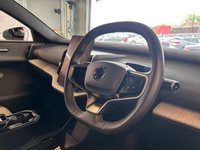 USED 2024 73 VOLVO EX30 Single Motor Extended Range 69kWh Plus SUV 5dr Electric Auto (272 ps)+2 KEYS+1 FORMER KEEPER+HISTORY+HALF LEATHER SEATS+PARK CONTROL+NAV+CLIMATE+DIGITAL COCKPIT+BLUETOOTH+MEDIA+19