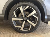 USED 2021 21 NISSAN QASHQAI 1.3 DIG-T N-Motion SUV 5dr Petrol DCT Auto Euro 6 (s/s) (160 ps) PANORAMIC GLASS ROOF