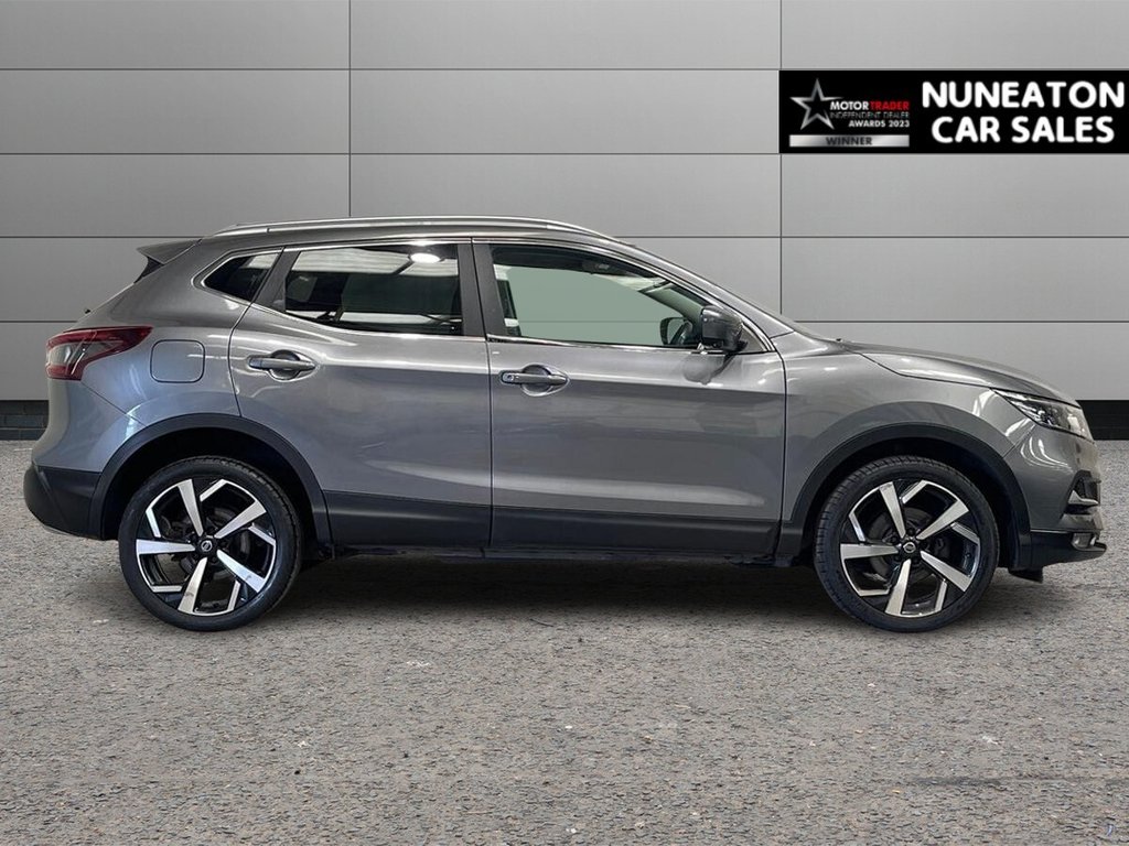 USED 2021 21 NISSAN QASHQAI 1.3 DIG-T N-Motion SUV 5dr Petrol DCT Auto Euro 6 (s/s) (160 ps) PANORAMIC GLASS ROOF