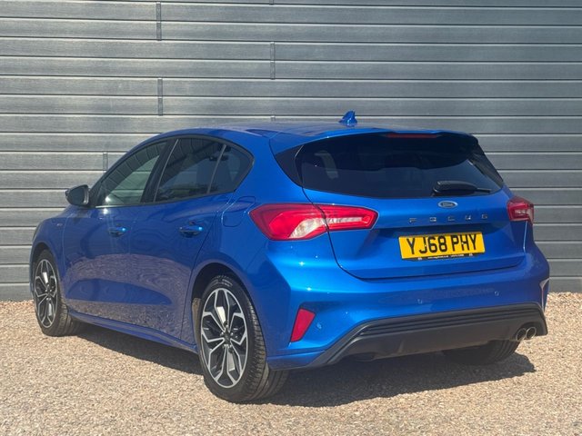 View our FORD FOCUS