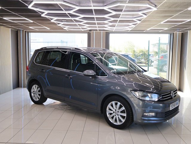 View our VOLKSWAGEN TOURAN