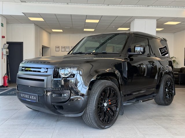 View our LAND ROVER DEFENDER 90