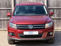 USED 2013 63 VOLKSWAGEN TIGUAN 2.0 Tiguan Match TDI BlueMotion Technology 4Motion Semi-Auto 4WD 5dr Sat Nav Parking Sensors