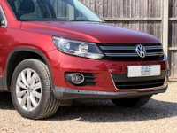 USED 2013 63 VOLKSWAGEN TIGUAN 2.0 Tiguan Match TDI BlueMotion Technology 4Motion Semi-Auto 4WD 5dr Sat Nav Parking Sensors