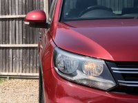 USED 2013 63 VOLKSWAGEN TIGUAN 2.0 Tiguan Match TDI BlueMotion Technology 4Motion Semi-Auto 4WD 5dr Sat Nav Parking Sensors