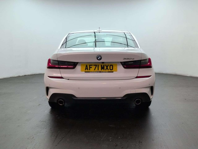 USED 2021 71 BMW 3 SERIES 2.0 330e M Sport Auto 4dr CLICK+COLLECT / HOME DELIVERY
