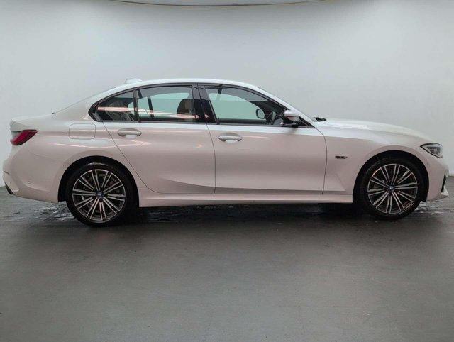 USED 2021 71 BMW 3 SERIES 2.0 330e M Sport Auto 4dr CLICK+COLLECT / HOME DELIVERY